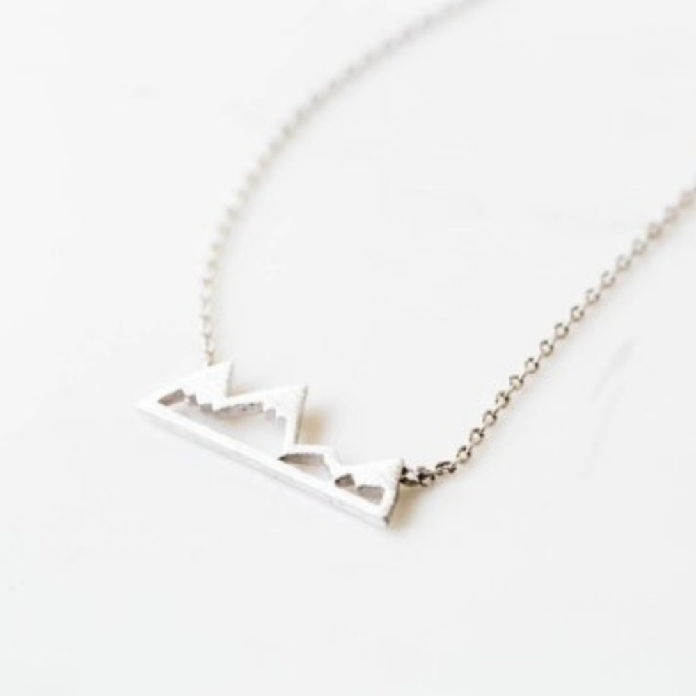 Snow Mountain Necklace Silver - Picture 2 of 5